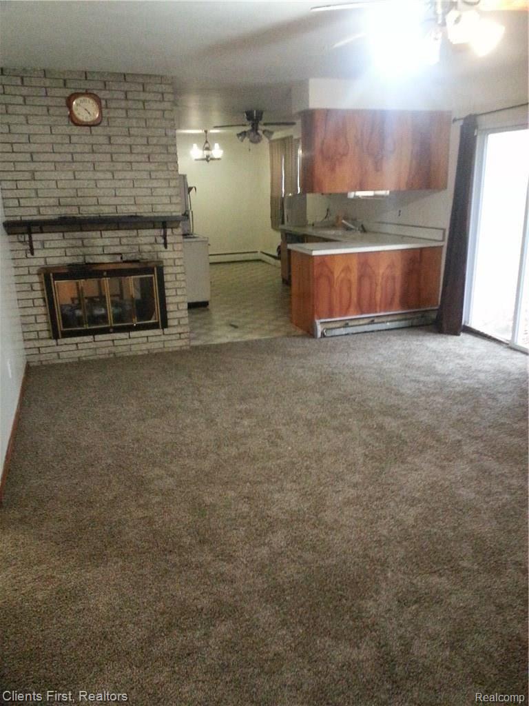 26050 Superior Road Taylor, MI 48180 - Photo 6 of 12 FAMILY ROOM