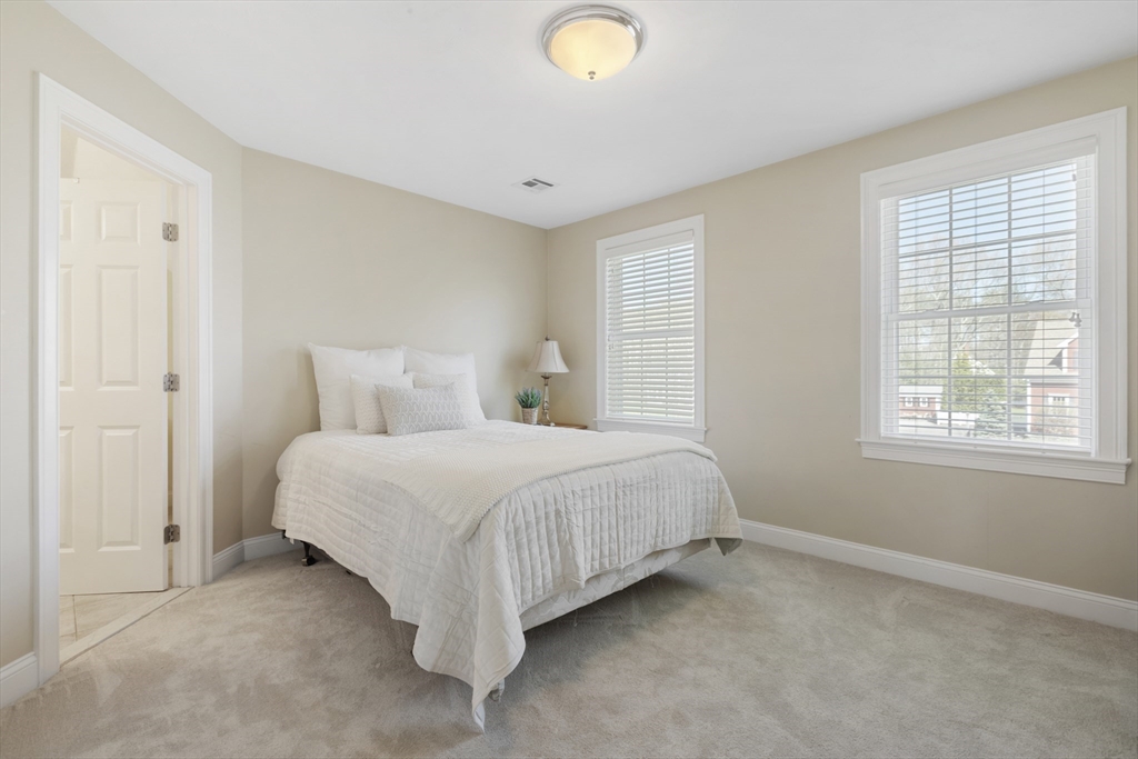 21 Stable Way Medway, MA 02053 - Photo 31 of 42