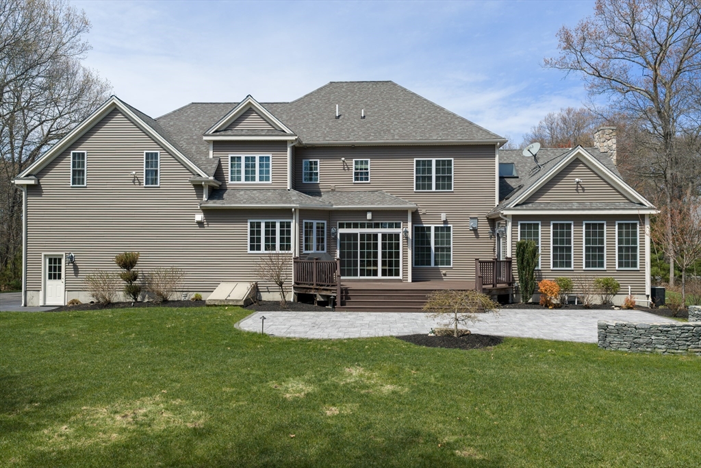 21 Stable Way Medway, MA 02053 - Photo 37 of 42
