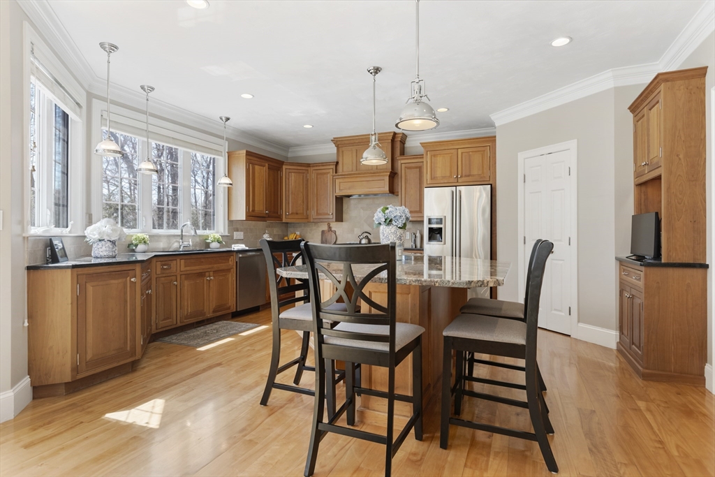 21 Stable Way Medway, MA 02053 - Photo 4 of 42