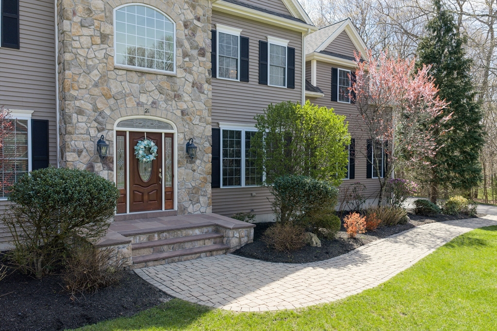 21 Stable Way Medway, MA 02053 - Photo 42 of 42