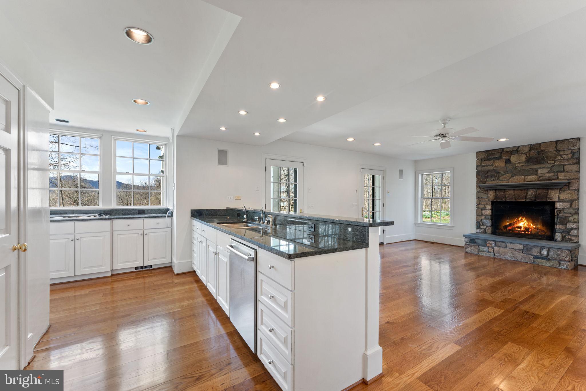 3625 Leeds Manor Road Markham, VA 22643 - Photo 12 of 49 Gallery Image 12