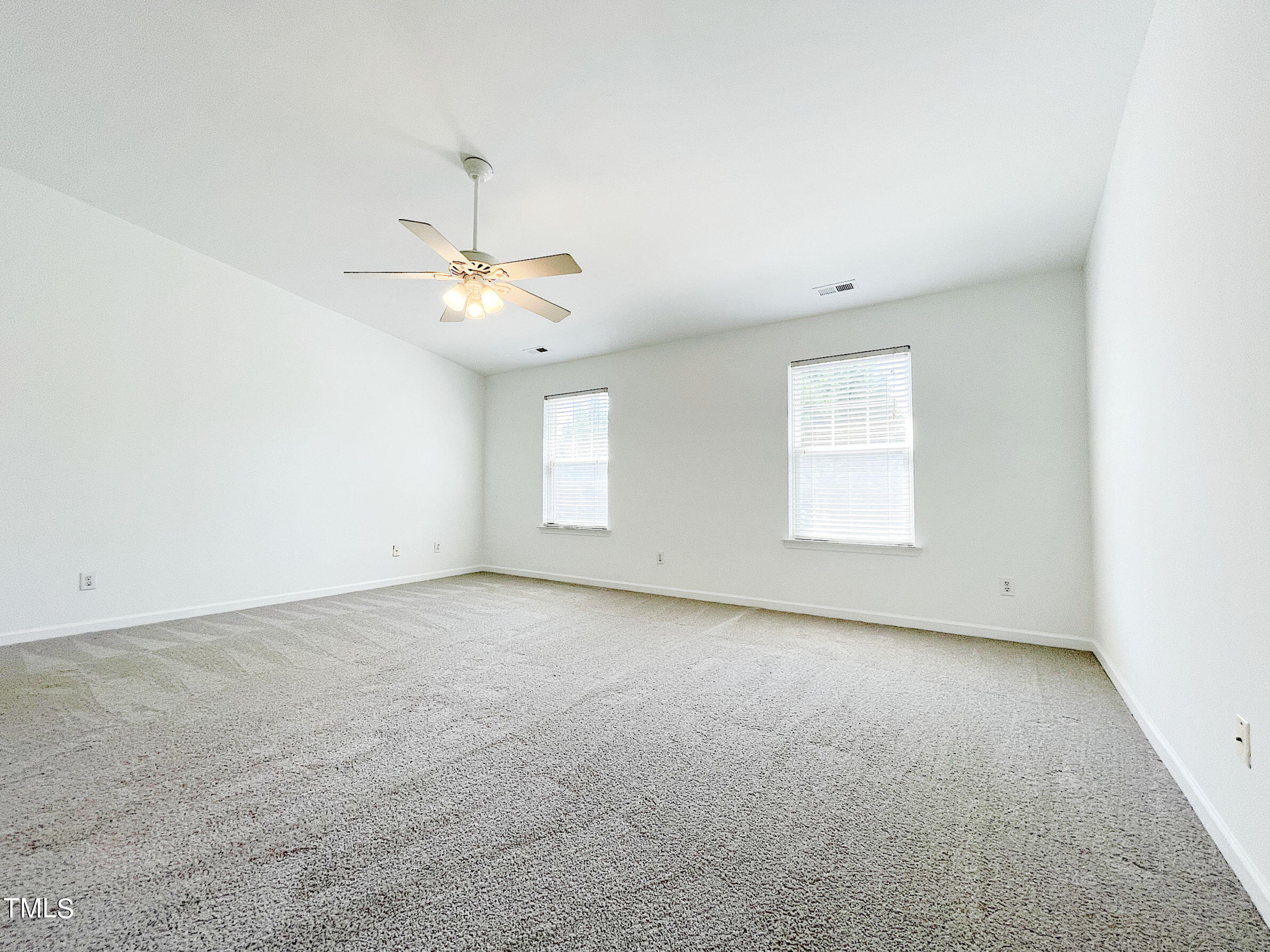 2210 Raven Road, Unit 109 Raleigh, NC 27614 - Photo 17 of 31 20240405_153822675_iOS
