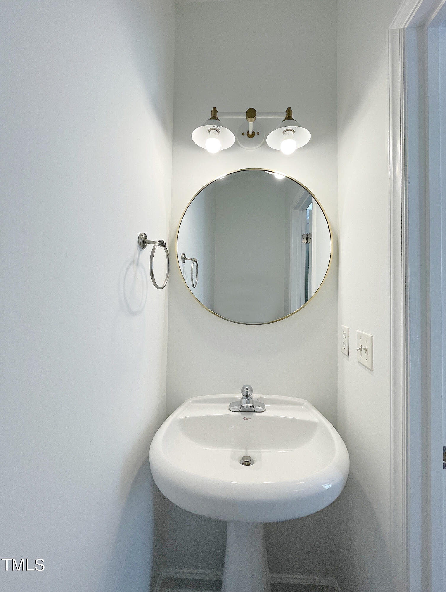 2210 Raven Road, Unit 109 Raleigh, NC 27614 - Photo 27 of 31 20240405_153522546_iOS