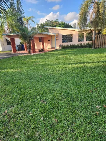 $3,000 | 2719 Taylor Street, Unit 2719, Hollywood, FL 33020