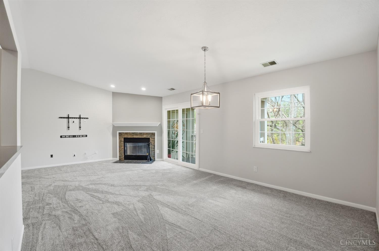3675 West Galbraith Road, Unit 16 Cincinnati, OH 45247 - Photo 12 of 50