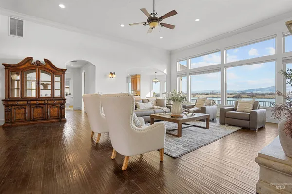 $925,000 | 101 Pelican Drive, Rupert, ID 83350