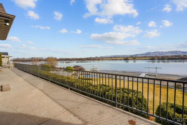 $925,000 | 101 Pelican Drive, Rupert, ID 83350