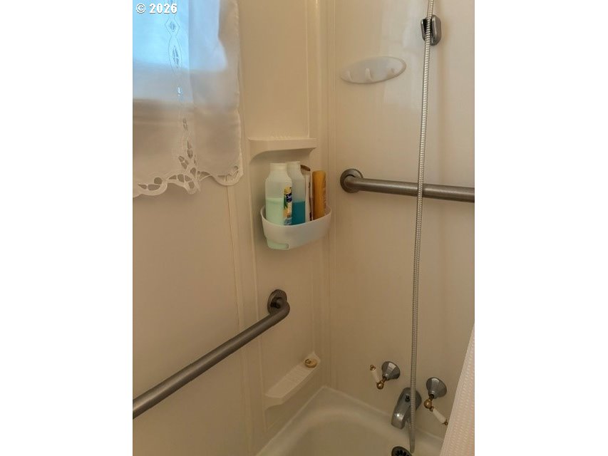 3041 Southwest Jay Avenue Pendleton, OR 97801 - Photo 7 of 21