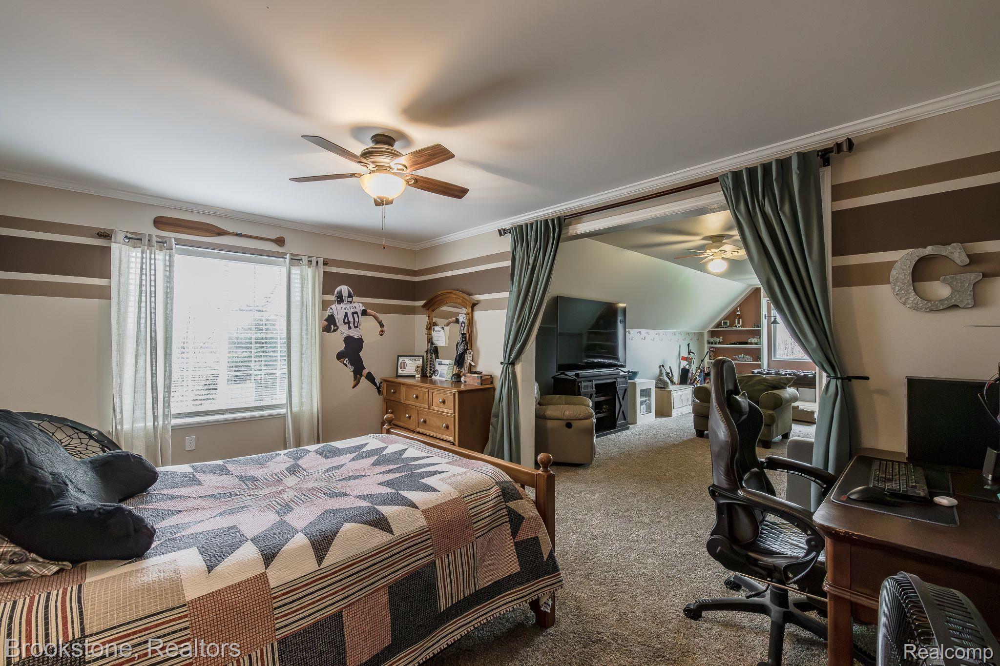 2140 Mott Road North Branch, MI 48461 - Photo 39 of 92 3rd Bedroom