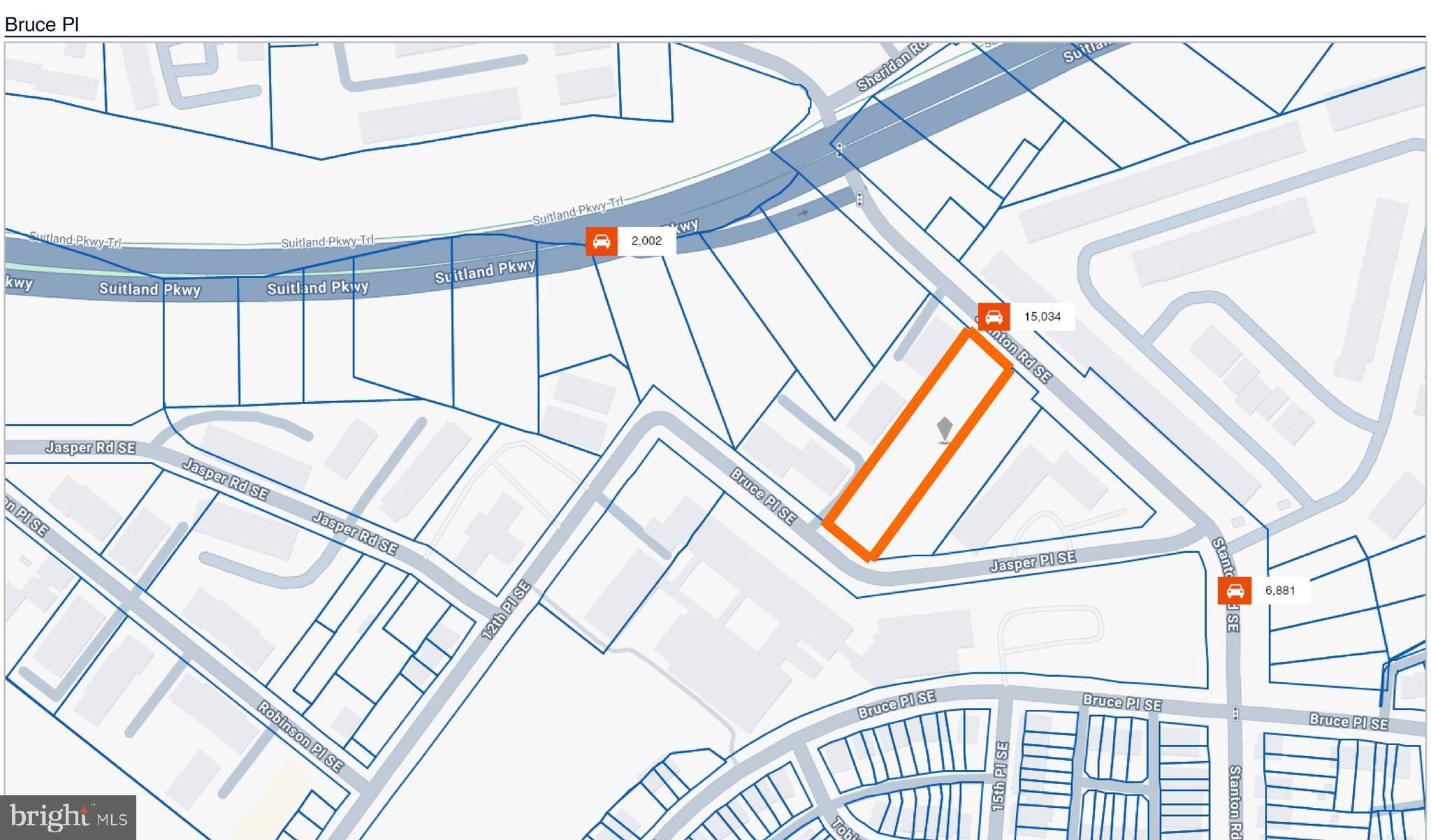 T Place Southeast Washington, DC 20020 - Photo 3 of 9 a view of a building