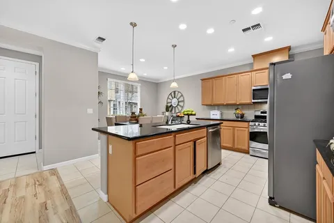 $492,000 | 5998 Camden Circle, Citrus Heights, CA 95621