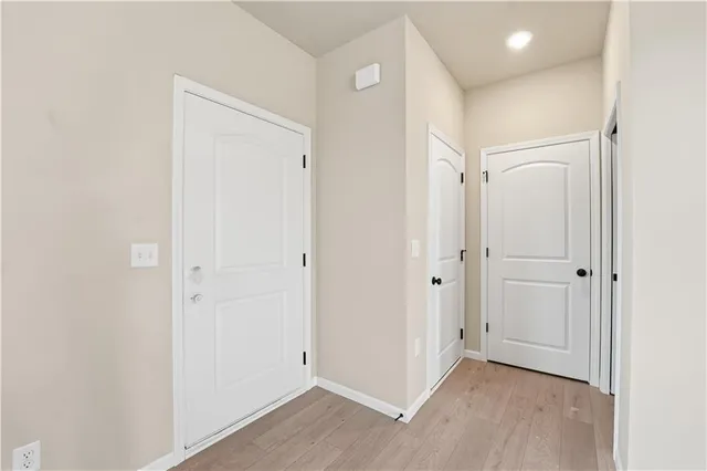 $422,418 | 9637 North Colrain Avenue, Kansas City, MO 64154