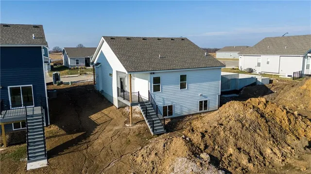 $422,418 | 9637 North Colrain Avenue, Kansas City, MO 64154