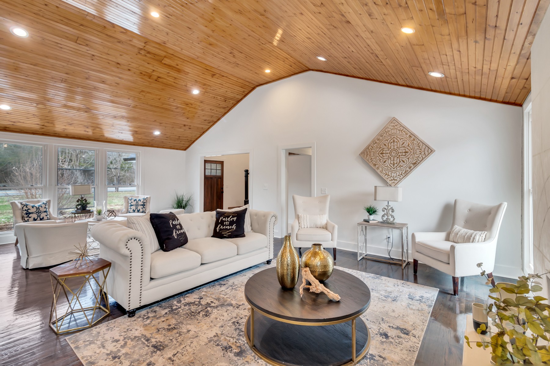 4778 Drakes Branch Road Nashville, TN 37218 - Photo 4 of 17 a living room with furniture and a wooden floor