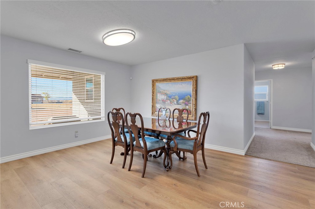 22337 Waalew Road Apple Valley, CA 92307 - Photo 11 of 37