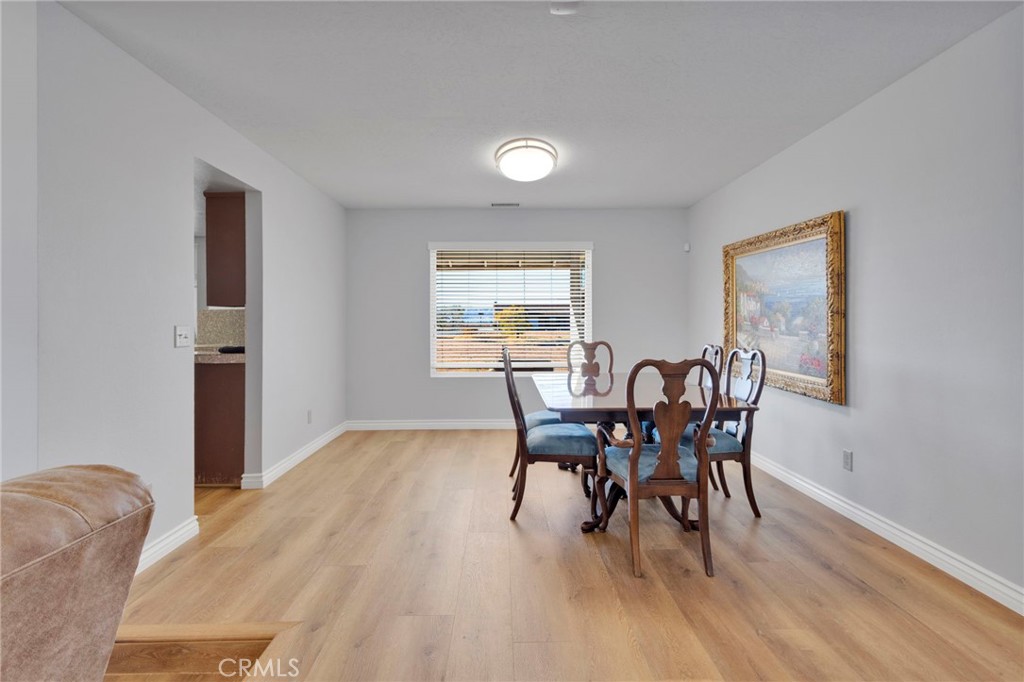 22337 Waalew Road Apple Valley, CA 92307 - Photo 10 of 37