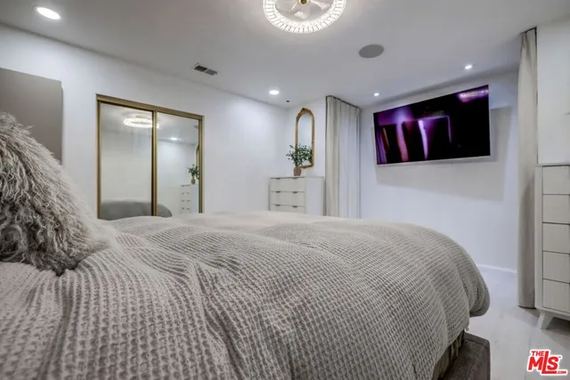 $649,900 | 1307 Shadow Lane, Unit I, Fullerton, CA 92831