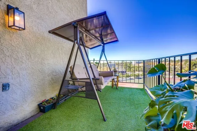 $649,900 | 1307 Shadow Lane, Unit I, Fullerton, CA 92831