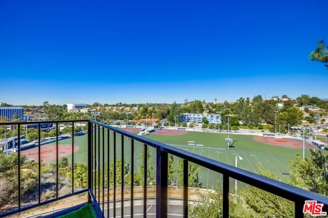 $649,900 | 1307 Shadow Lane, Unit I, Fullerton, CA 92831