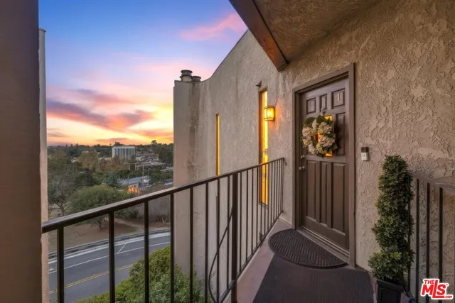 $649,900 | 1307 Shadow Lane, Unit I, Fullerton, CA 92831