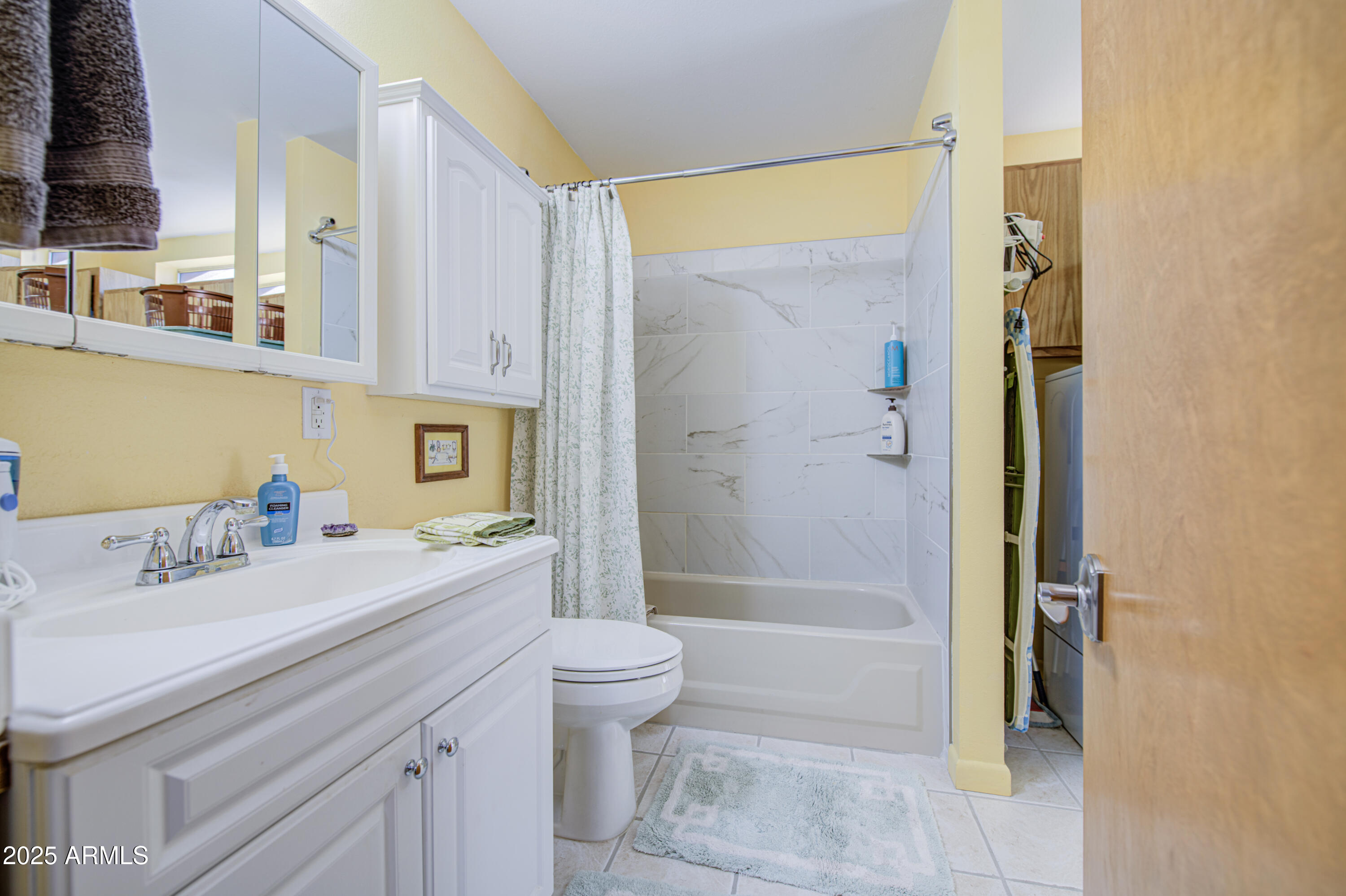 2238 North Gayridge Road Mesa, AZ 85215 - Photo 22 of 41 Primary Bath 2