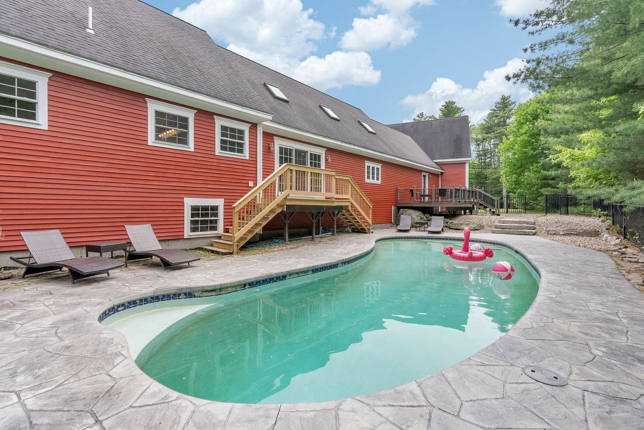 143 Falmouth Road Falmouth, ME 04105 - Photo 2 of 62 8_DSC06404