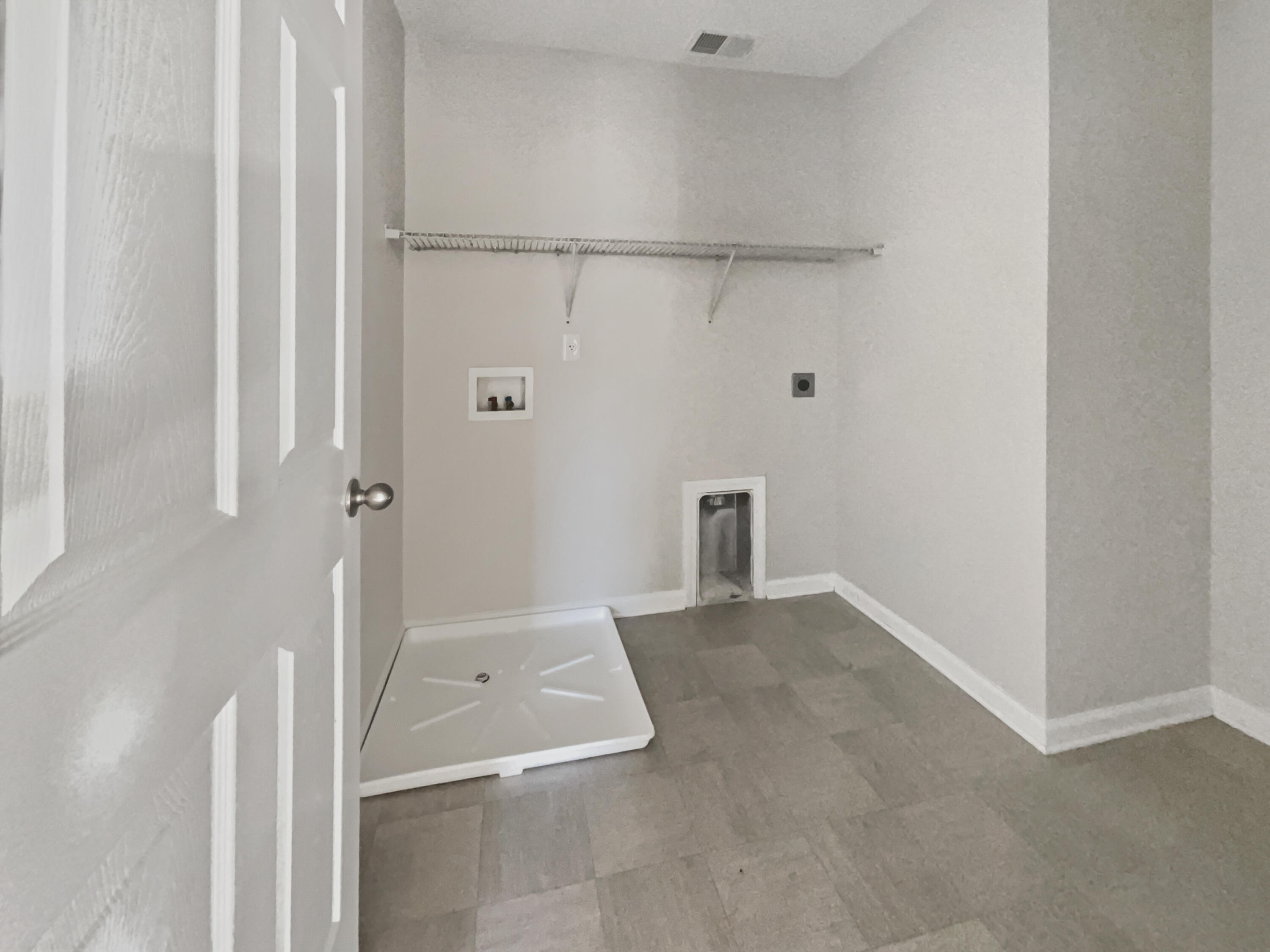 304 Mossy Wood Road Summerville, SC 29486 - Photo 31 of 39 listing_29