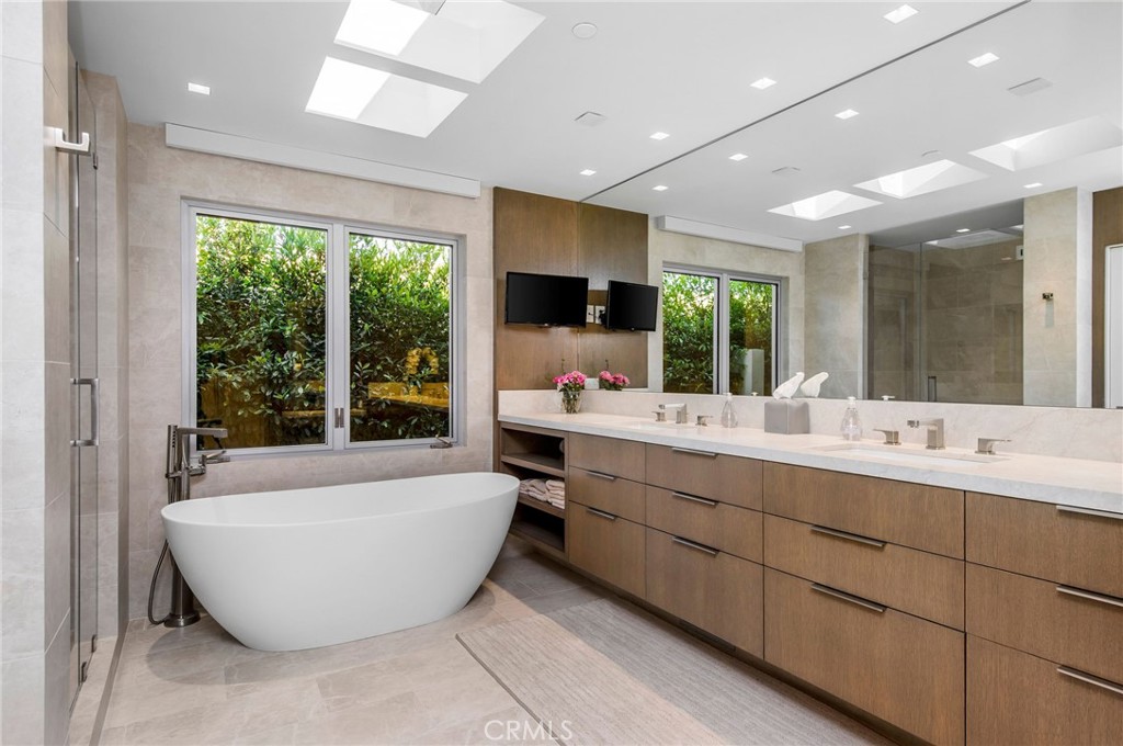 37 Monarch Bay Drive Dana Point, CA 92629 - Photo 18 of 37 a bathroom with a large tub sink and mirror