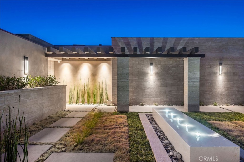 37 Monarch Bay Drive Dana Point, CA 92629 - Photo 27 of 37 a view of a back yard of the house