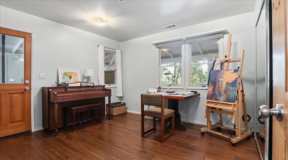 19730 Black Road Los Gatos, CA 95033 - Photo 8 of 16