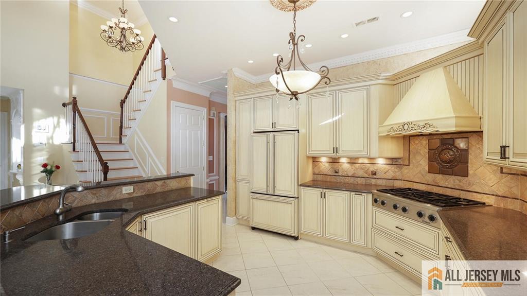 79 Riviera Drive Monroe Township, NJ 08831 - Photo 19 of 42