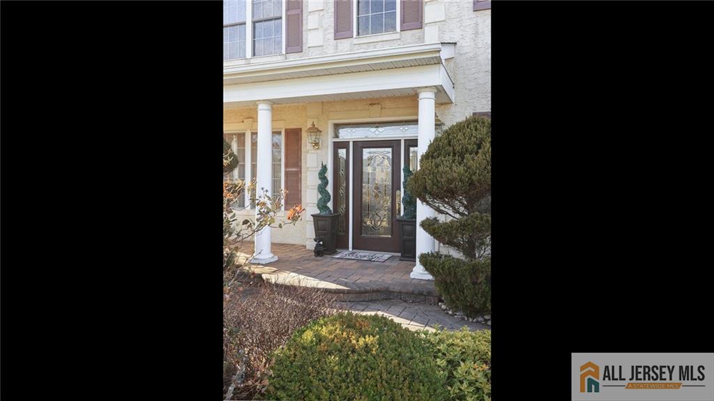 79 Riviera Drive Monroe Township, NJ 08831 - Photo 6 of 42