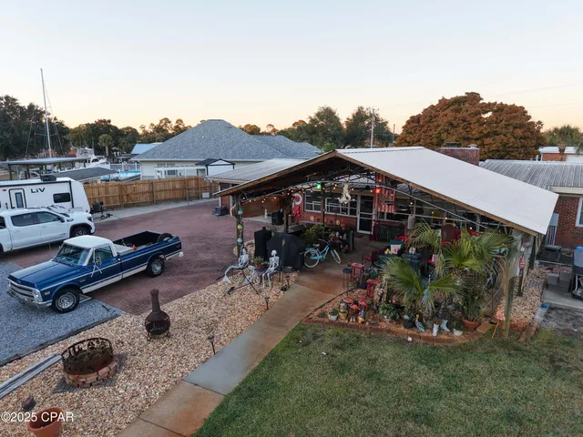 $1,100,000 | 405 Bayshore Drive, Panama City Beach, FL 32407