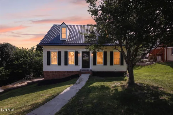 $335,000 | 1017 Morrell Court, Kingsport, TN 37664