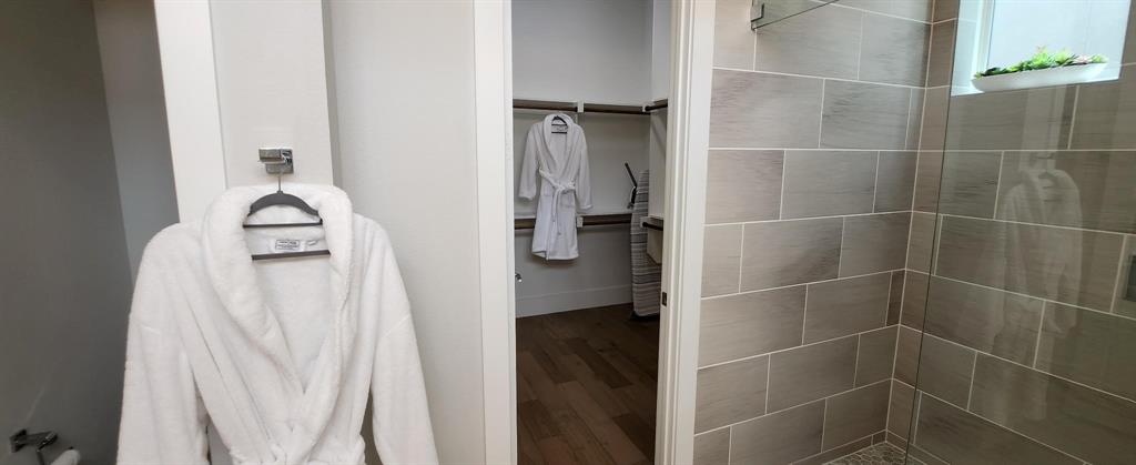 7708 Highcroft Way Plano, TX 75024 - Photo 11 of 19