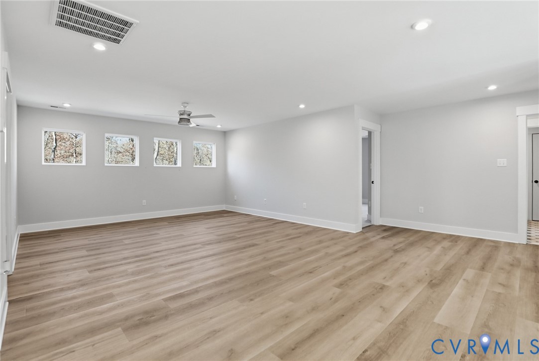 12420 Coalboro Road Chesterfield, VA 23838 - Photo 25 of 38 This home is MOVE-IN READY! The photo represents t