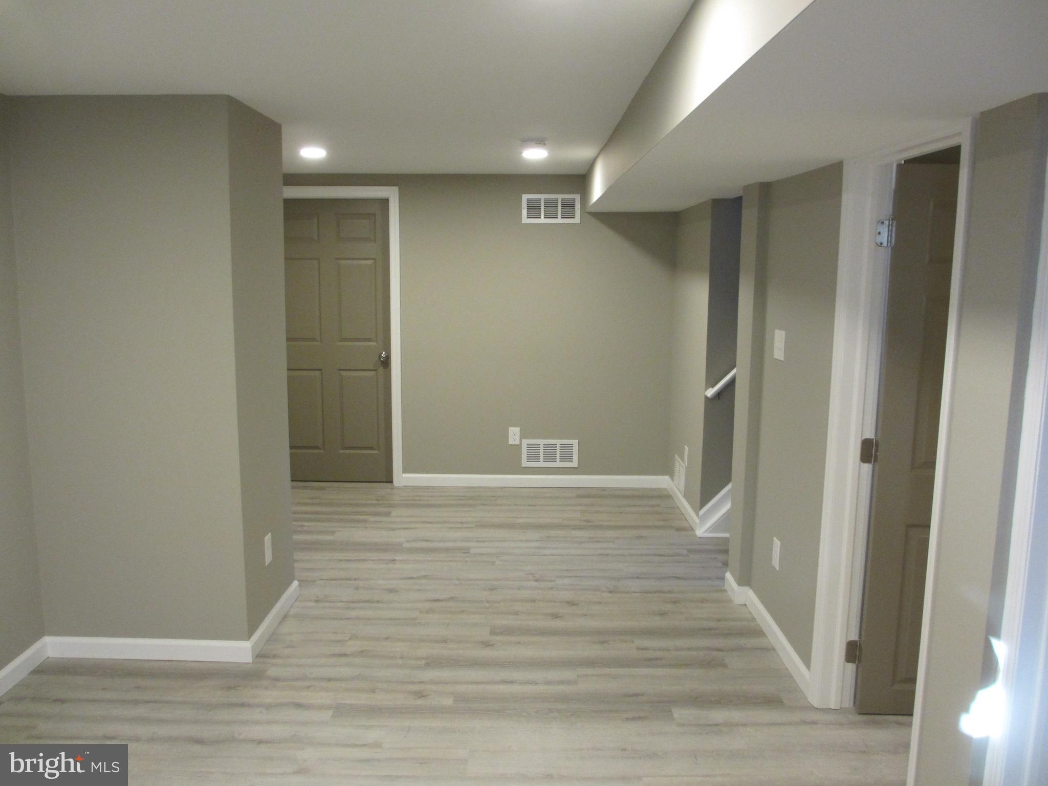 12 Claude Road Trenton, NJ 08620 - Photo 40 of 53