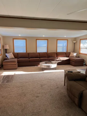 $185,000 | 215 Lane 101 A Lane, Unit 50, Hamilton, IN 46742