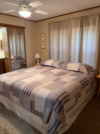 $185,000 | 215 Ln 101A Hamilton Lake, Hamilton, IN 46742