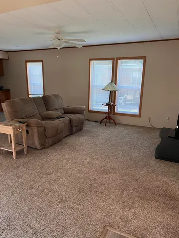 $185,000 | 215 Lane 101 A Lane, Unit 50, Hamilton, IN 46742
