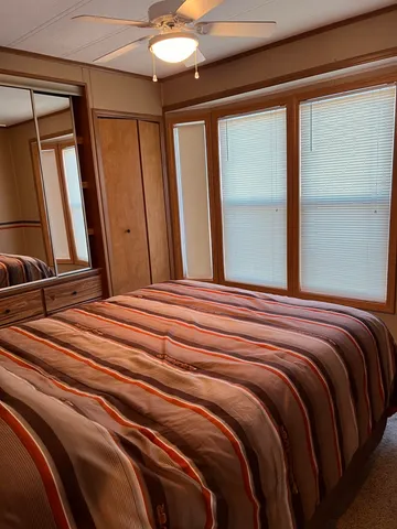 $185,000 | 215 Lane 101 A Lane, Unit 50, Hamilton, IN 46742