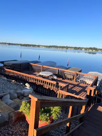 $185,000 | 215 Ln 101A Hamilton Lake, Hamilton, IN 46742