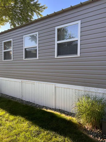 $185,000 | 215 Lane 101 A Lane, Unit 50, Hamilton, IN 46742