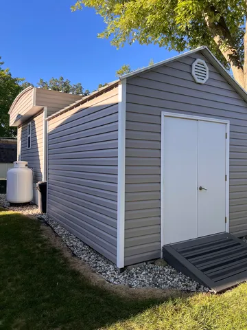 $185,000 | 215 Lane 101 A Lane, Unit 50, Hamilton, IN 46742