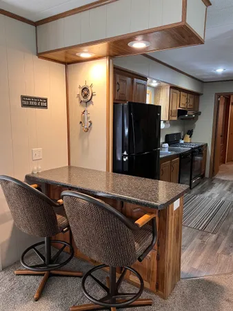 $185,000 | 215 Ln 101A Hamilton Lake, Hamilton, IN 46742