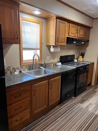 $185,000 | 215 Ln 101A Hamilton Lake, Hamilton, IN 46742