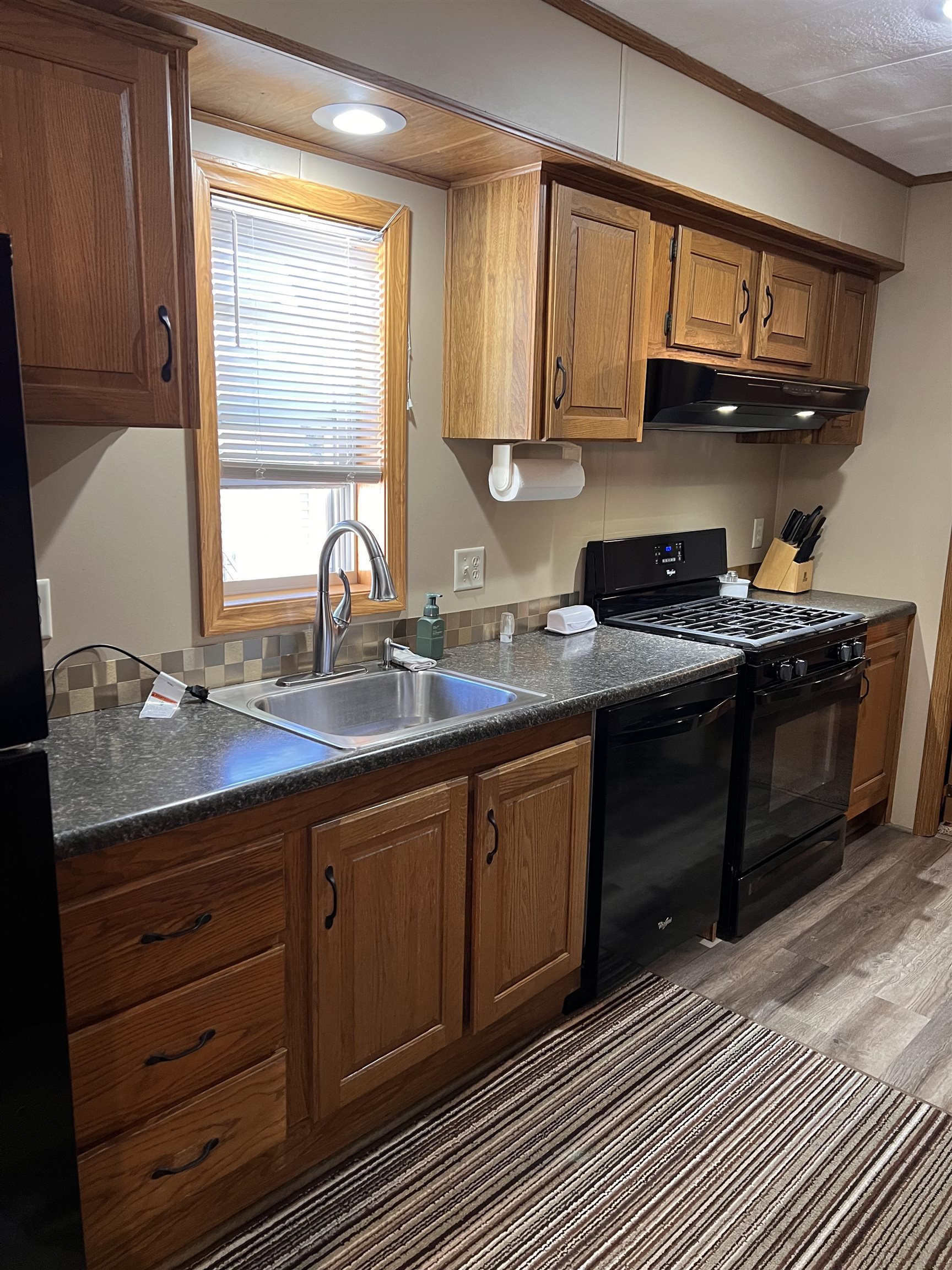 215 Lane 101a Hamilton In 46742, Unit 50 Hamilton, IN 46742 - Photo 10 of 36