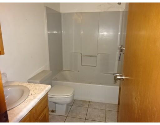 30 Broughton Road Worcester, MA 01607 - Photo 6 of 14 Gallery Image 6