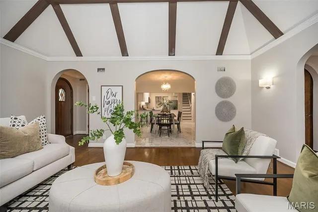 $400,000 | 7280 South Roland Boulevard, Pasadena Hills, MO 63121